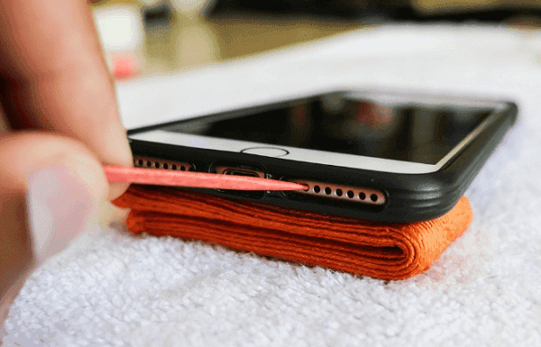 Clean iPhone Speaker Toothpick